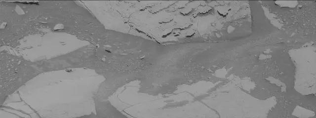 Sol 3941: Mast Camera (Mastcam)