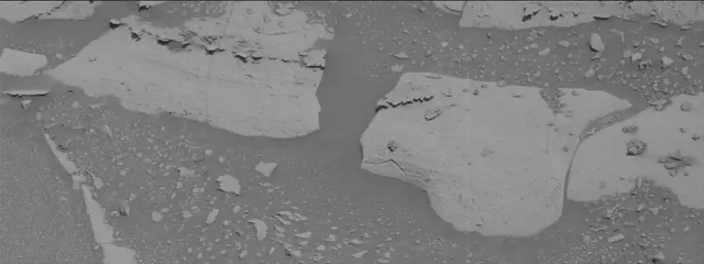 Sol 3941: Mast Camera (Mastcam)