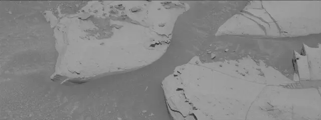 Sol 3941: Mast Camera (Mastcam)