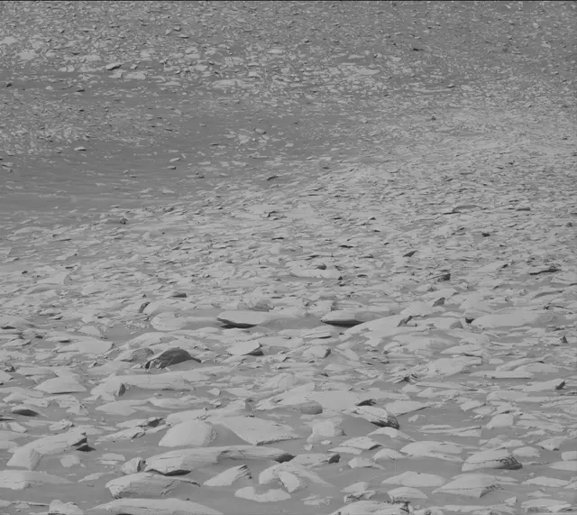 Sol 3941: Mast Camera (Mastcam)