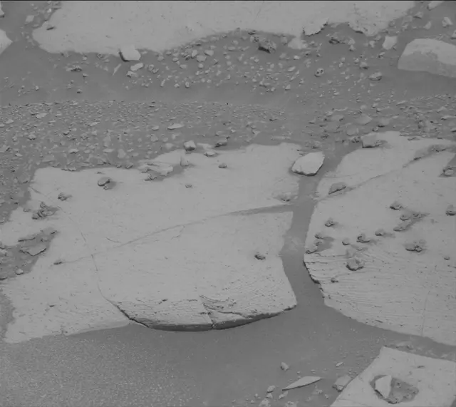Sol 3941: Mast Camera (Mastcam)