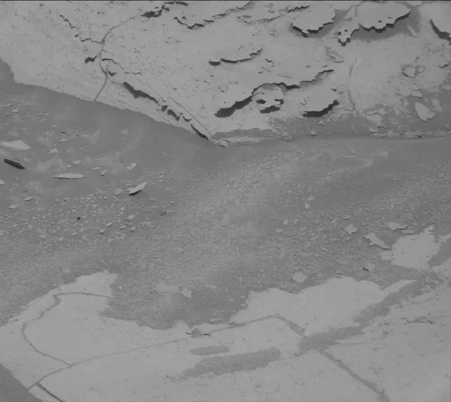 Sol 3941: Mast Camera (Mastcam)