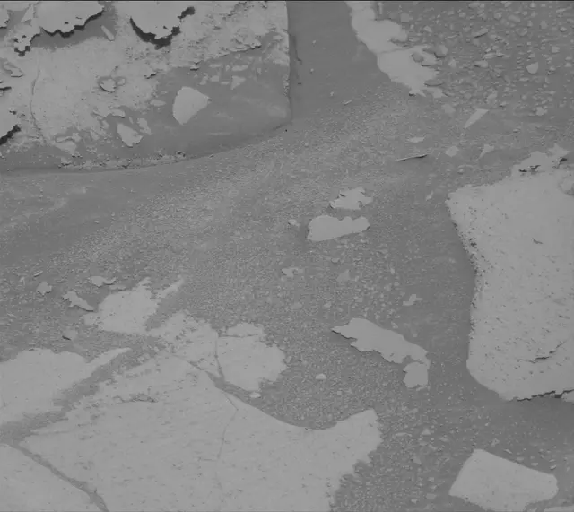 Sol 3941: Mast Camera (Mastcam)