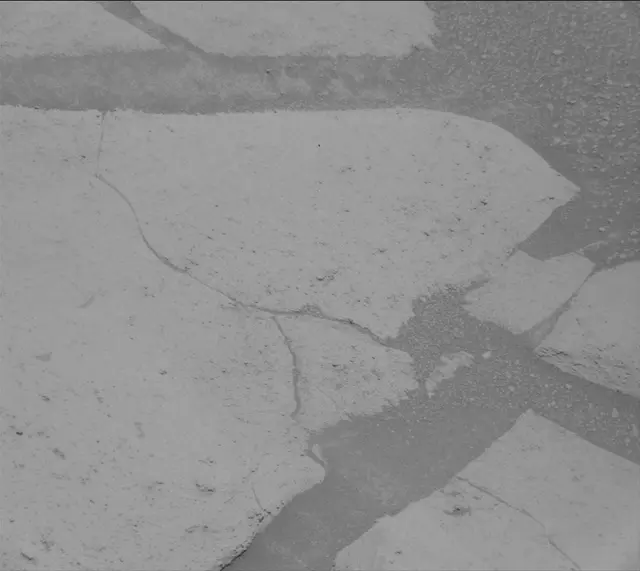 Sol 3941: Mast Camera (Mastcam)
