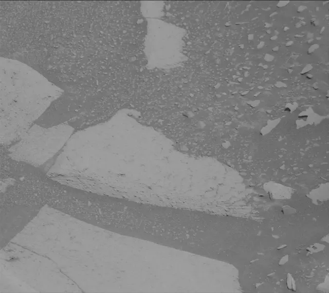 Sol 3941: Mast Camera (Mastcam)