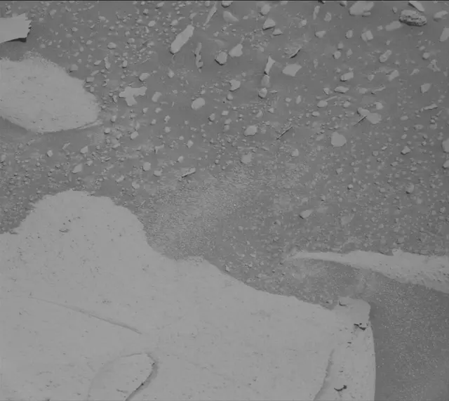 Sol 3941: Mast Camera (Mastcam)