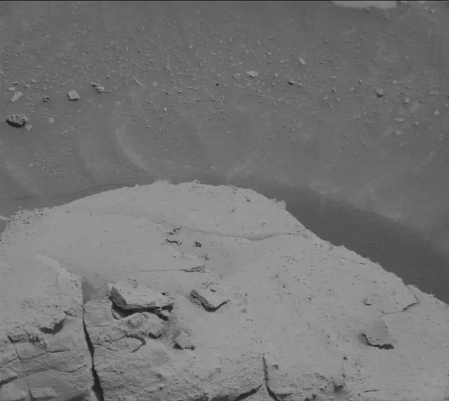 Sol 3941: Mast Camera (Mastcam)