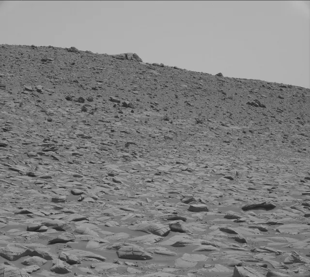 Sol 3943: Mast Camera (Mastcam)