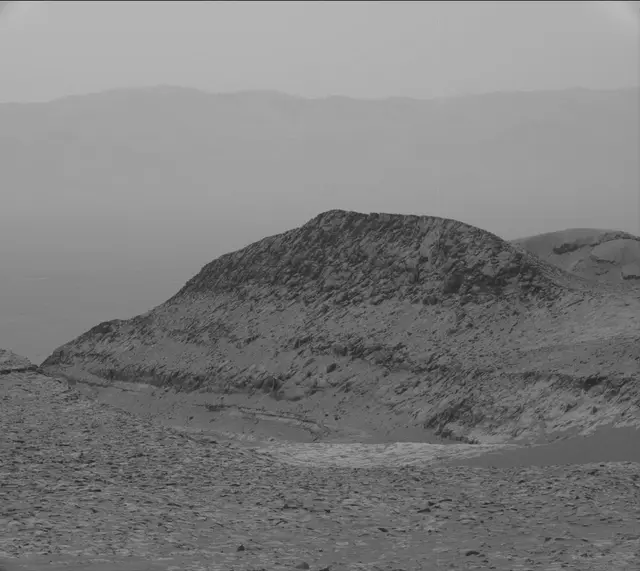 Sol 3943: Mast Camera (Mastcam)