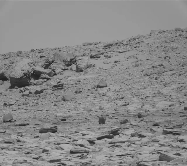 Sol 3943: Mast Camera (Mastcam)