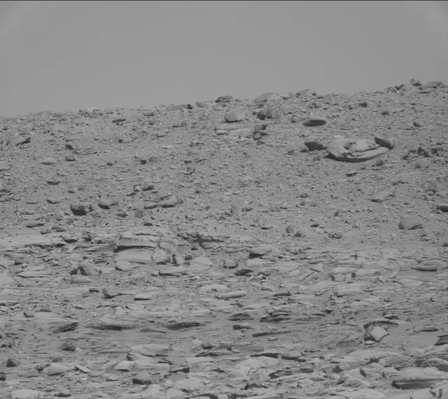 Sol 3943: Mast Camera (Mastcam)