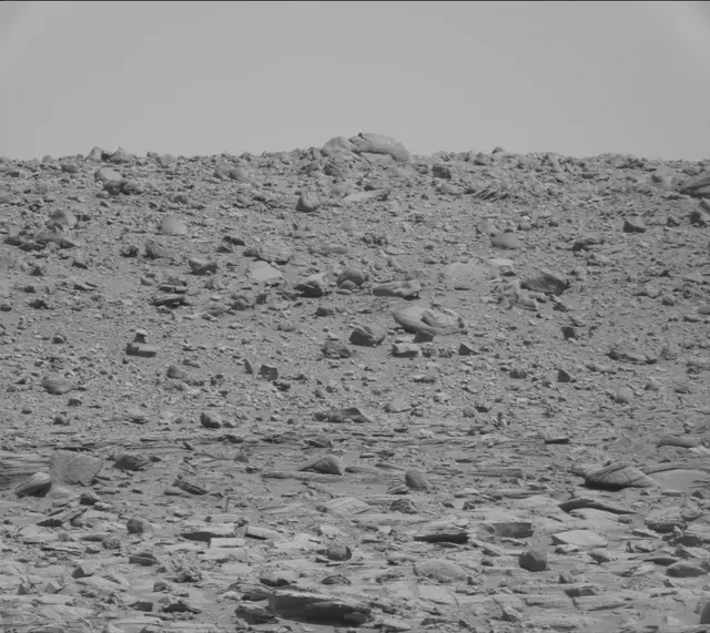 Sol 3943: Mast Camera (Mastcam)