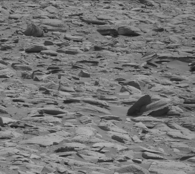 Sol 3943: Mast Camera (Mastcam)