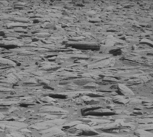 Sol 3943: Mast Camera (Mastcam)