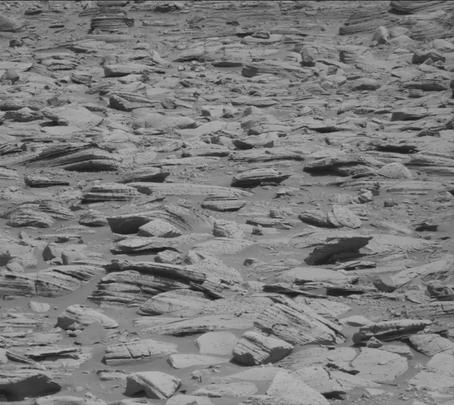 Sol 3943: Mast Camera (Mastcam)