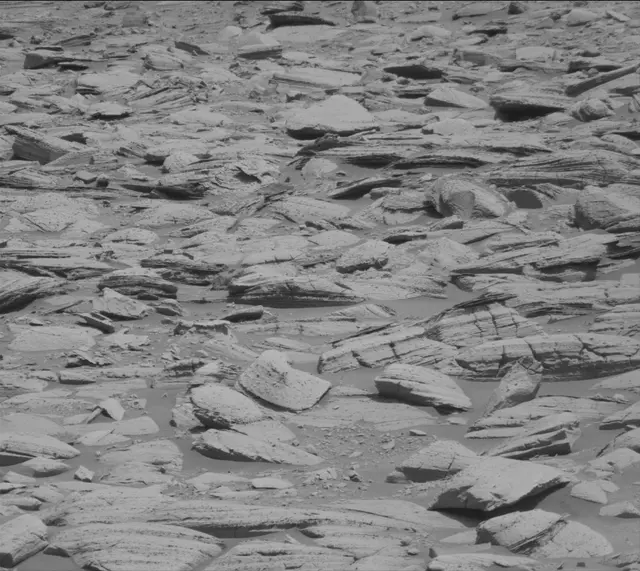 Sol 3943: Mast Camera (Mastcam)