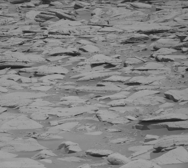 Sol 3943: Mast Camera (Mastcam)
