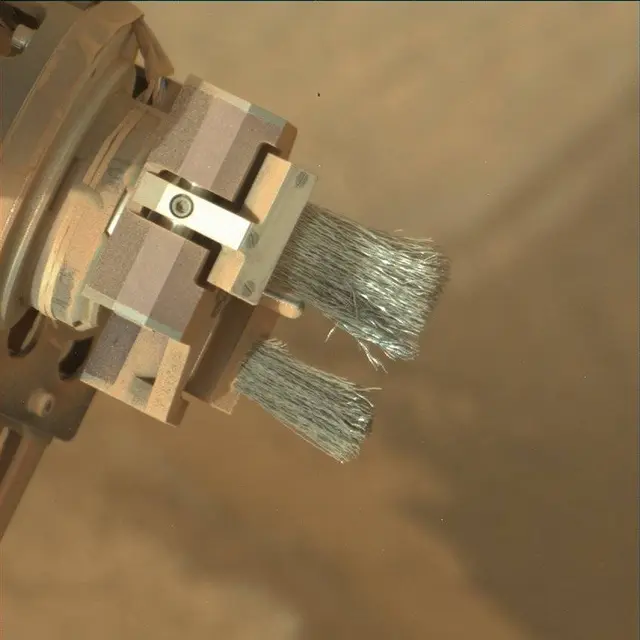 Sol 3943: Mast Camera (Mastcam)