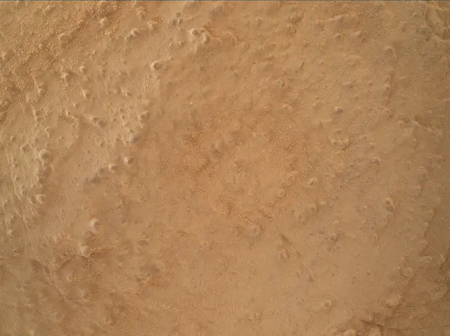 Sol 3943: Mars Hand Lens Imager (MAHLI)