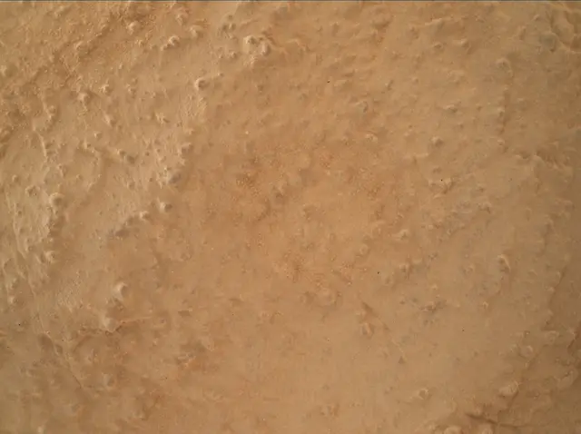 Sol 3943: Mars Hand Lens Imager (MAHLI)
