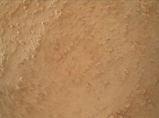 Sol 3943: Mars Hand Lens Imager (MAHLI)
