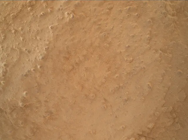 Sol 3943: Mars Hand Lens Imager (MAHLI)