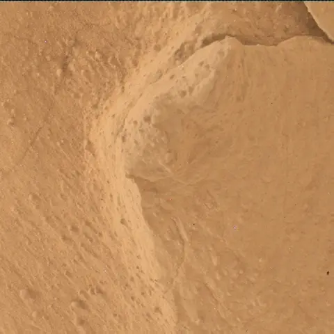 Sol 3943: Mars Hand Lens Imager (MAHLI)