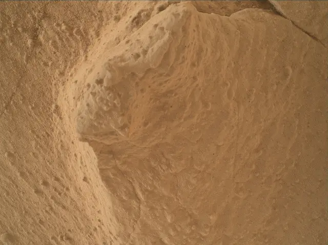 Sol 3943: Mars Hand Lens Imager (MAHLI)