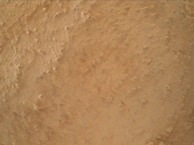 Sol 3943: Mars Hand Lens Imager (MAHLI)