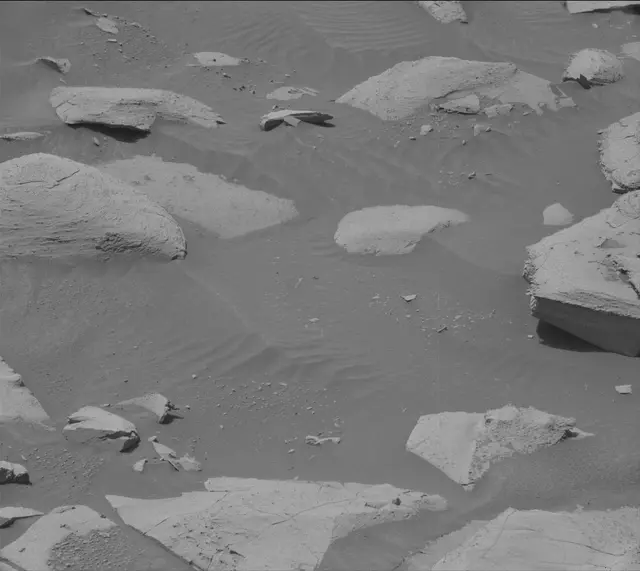Sol 3944: Mast Camera (Mastcam)