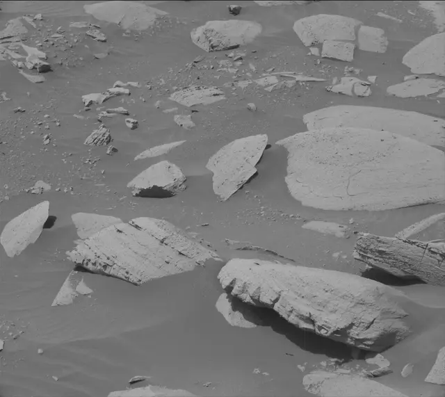 Sol 3944: Mast Camera (Mastcam)