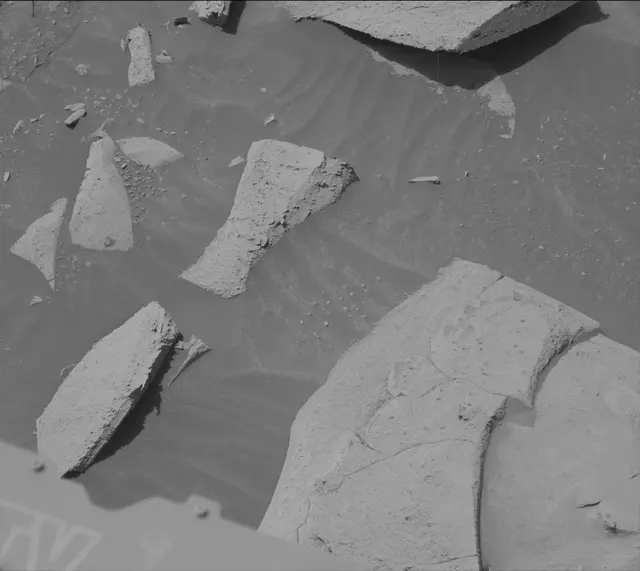 Sol 3944: Mast Camera (Mastcam)