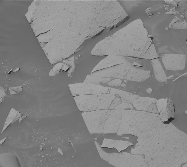 Sol 3944: Mast Camera (Mastcam)