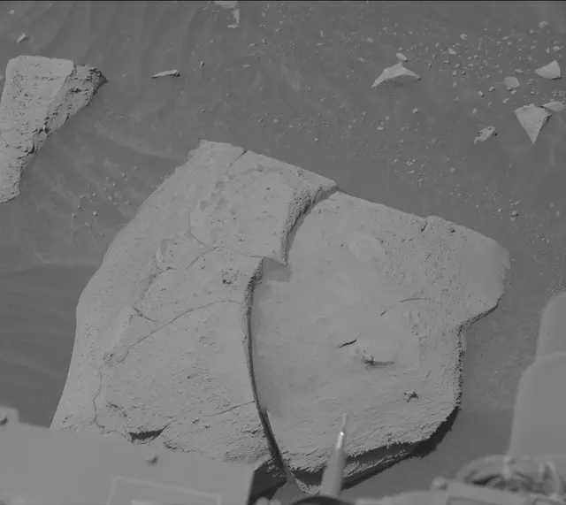 Sol 3944: Mast Camera (Mastcam)