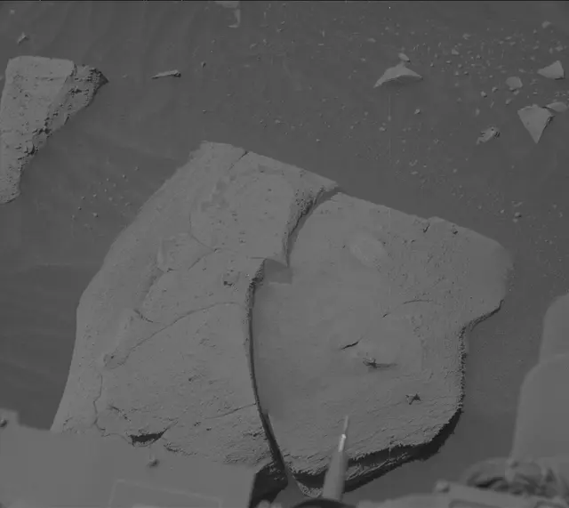 Sol 3944: Mast Camera (Mastcam)