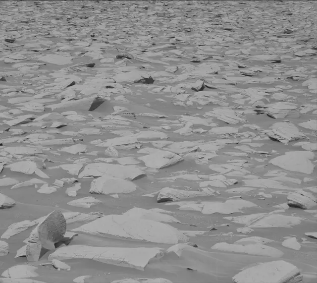 Sol 3944: Mast Camera (Mastcam)