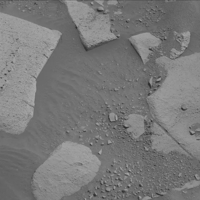 Sol 3944: Mast Camera (Mastcam)