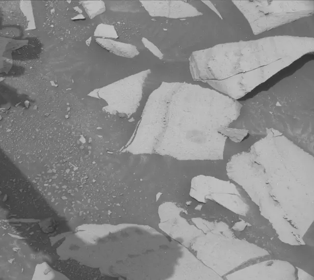 Sol 3946: Mast Camera (Mastcam)