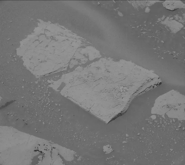 Sol 3948: Mast Camera (Mastcam)