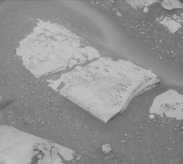 Sol 3948: Mast Camera (Mastcam)