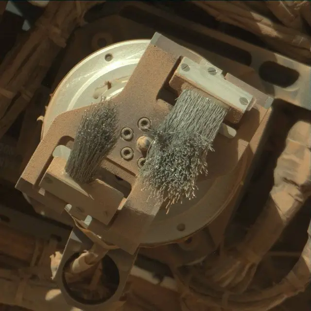 Sol 3948: Mast Camera (Mastcam)