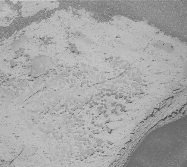 Sol 3948: Mast Camera (Mastcam)