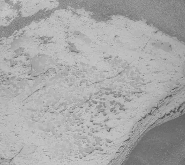 Sol 3948: Mast Camera (Mastcam)