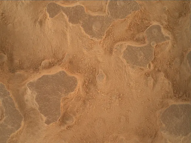 Sol 3948: Mars Hand Lens Imager (MAHLI)