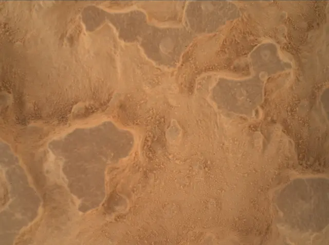 Sol 3948: Mars Hand Lens Imager (MAHLI)