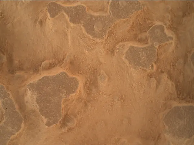 Sol 3948: Mars Hand Lens Imager (MAHLI)