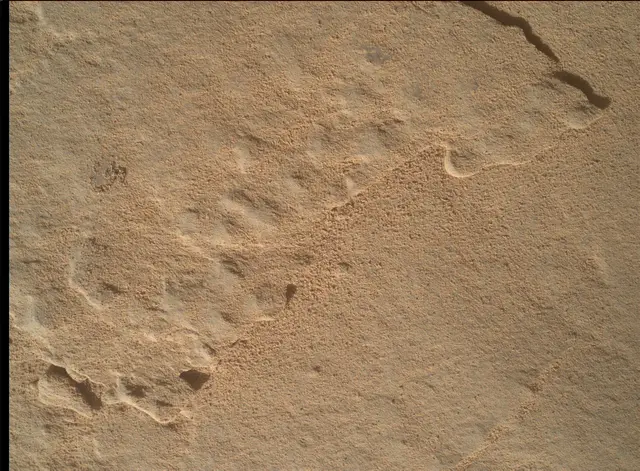 Sol 3962: Mars Hand Lens Imager (MAHLI)