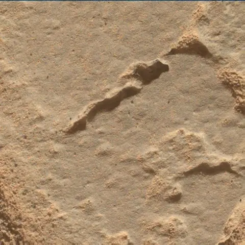 Sol 3962: Mars Hand Lens Imager (MAHLI)