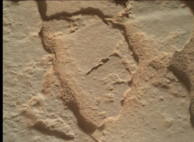 Sol 3962: Mars Hand Lens Imager (MAHLI)