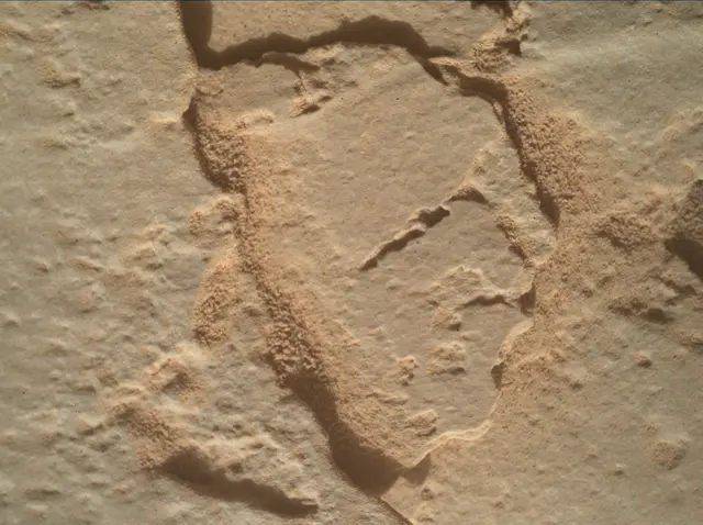 Sol 3962: Mars Hand Lens Imager (MAHLI)